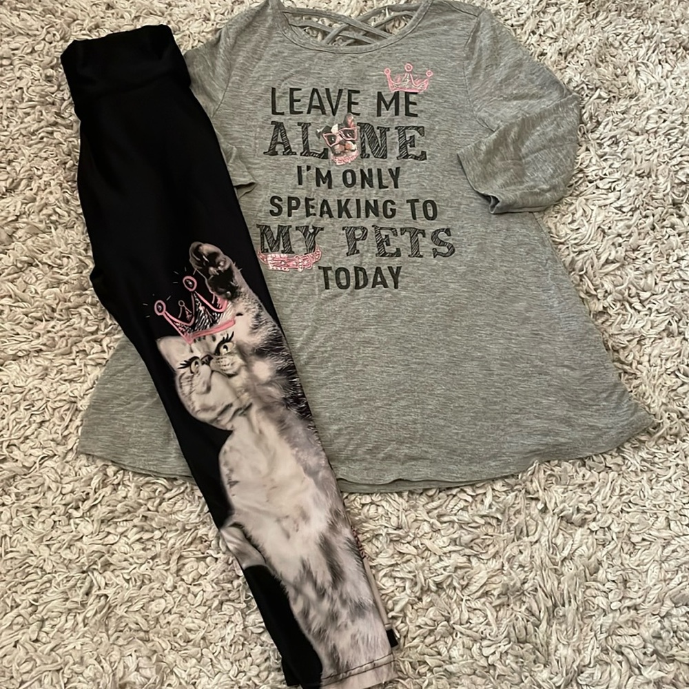 2016 Justice Outfit, Size 6